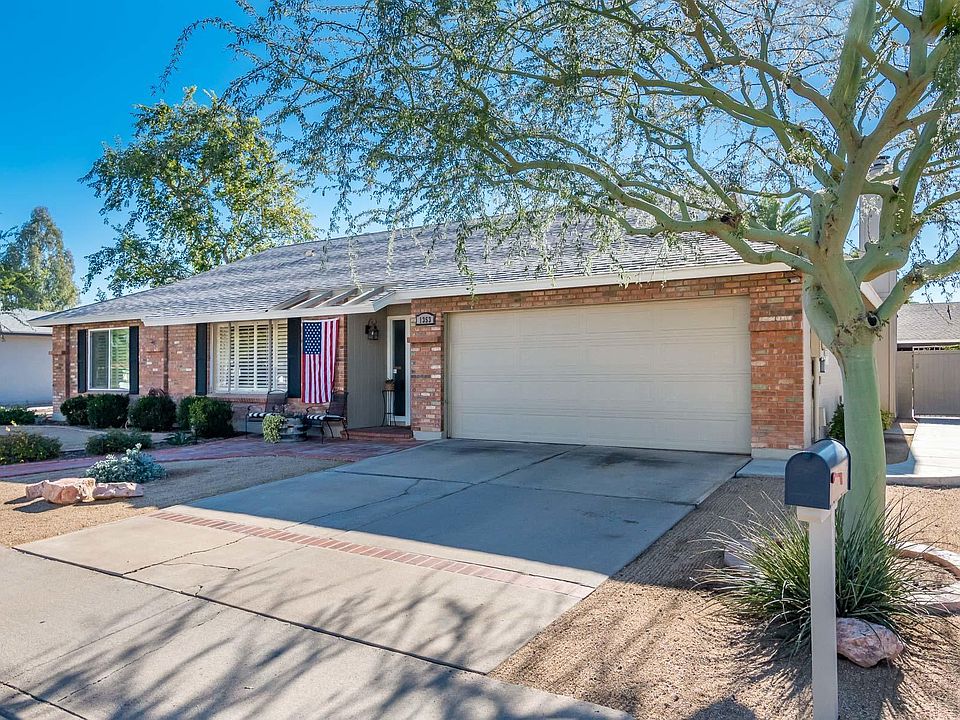 1st image of 1353 W Los Lagos Vis