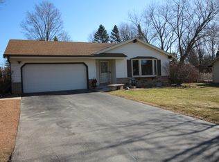 N81W14108 Titan Ct, Menomonee Falls, WI 53051