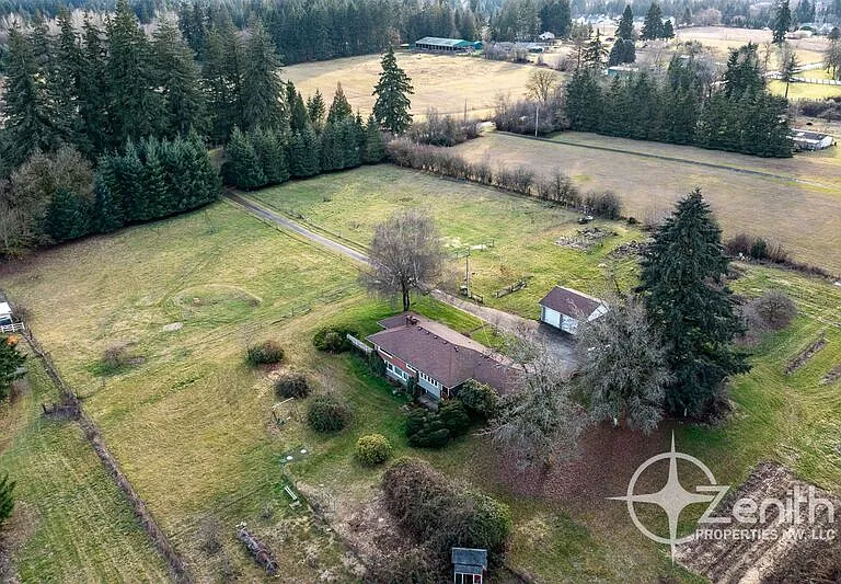 4508 NE 174th St — Photo 41