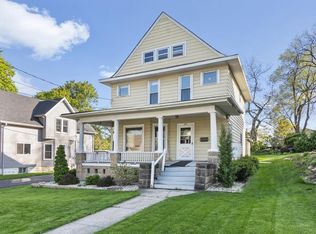 210 Park Ln, Edgerton, WI 53534