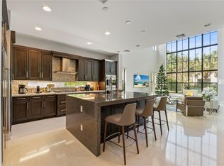 9245 Meridian Dr W, Parkland, FL 33076