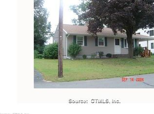 28 Meadow Ln, Southington, CT 06489