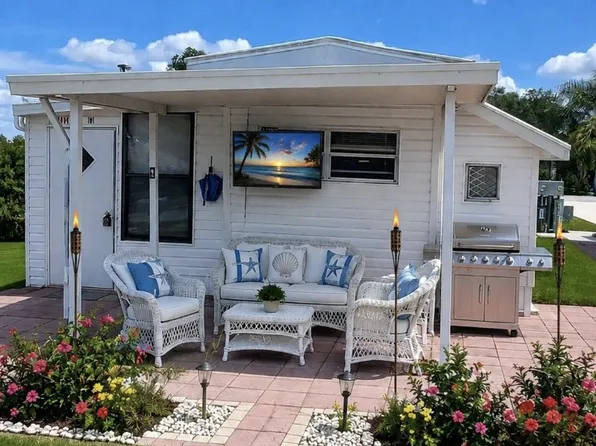 37626 Delanie Dr, Zephyrhills, FL 33541