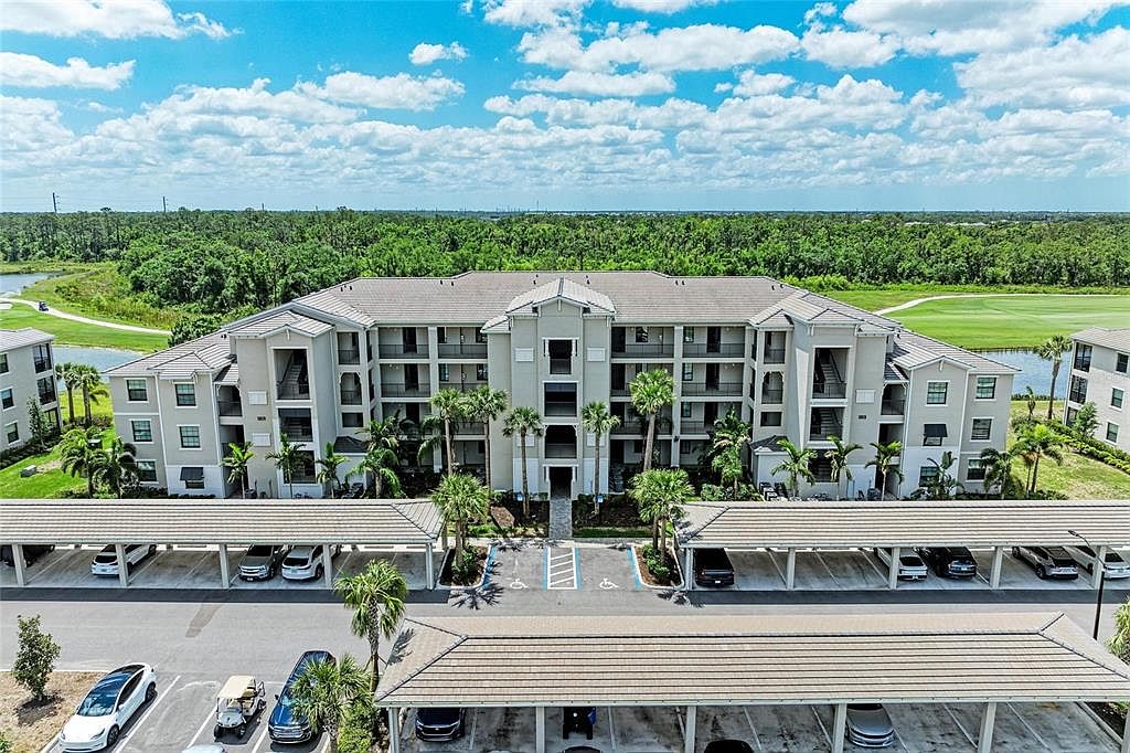 18028 Gawthrop Dr #203