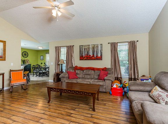 2nd image of 275 Water Crest Dr