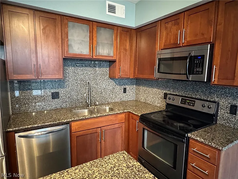 1237 Washington Ave #811 — Photo 12
