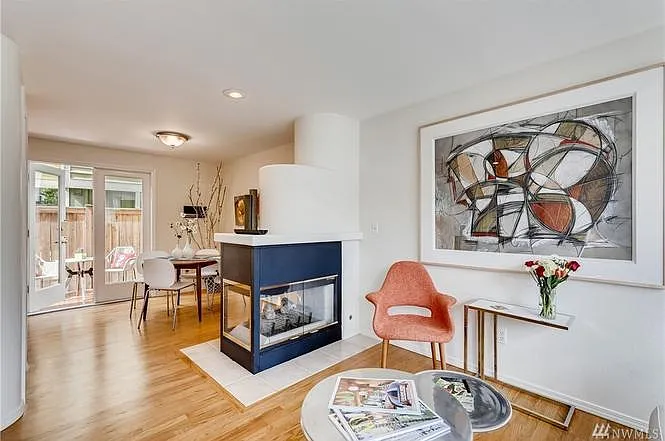 3 bed, 2.5 bath, 1307 sqft, $3,500 — Photo 3