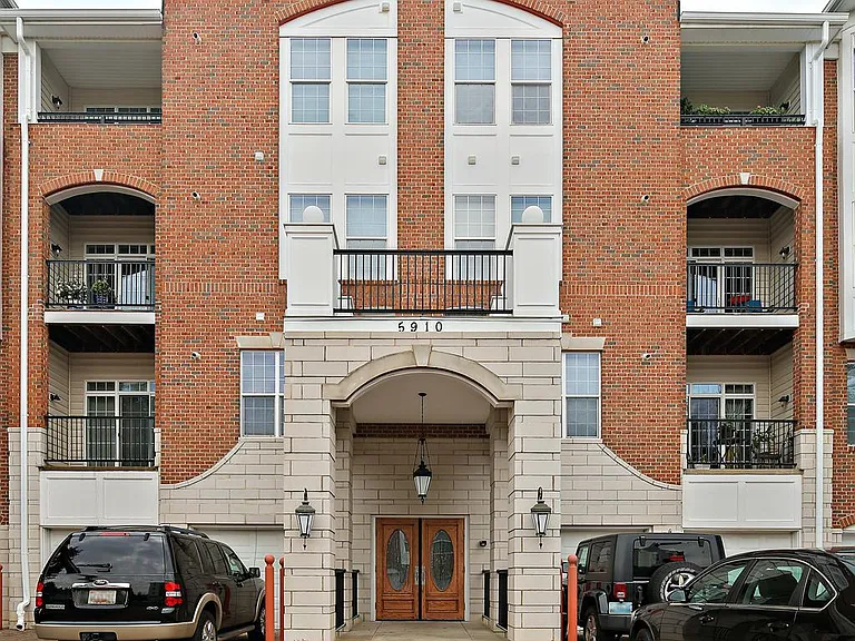 5910 Great Star Dr #105 — Photo 16