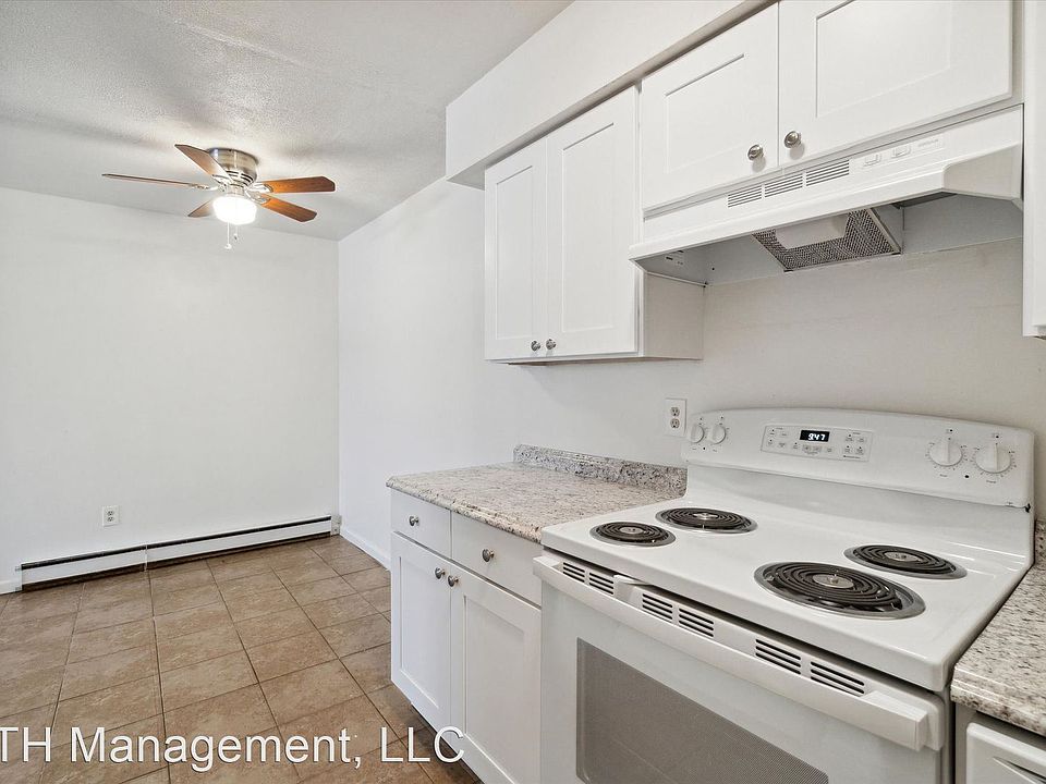 Park Place Apartments - 133 High St Williamston MI | Zillow