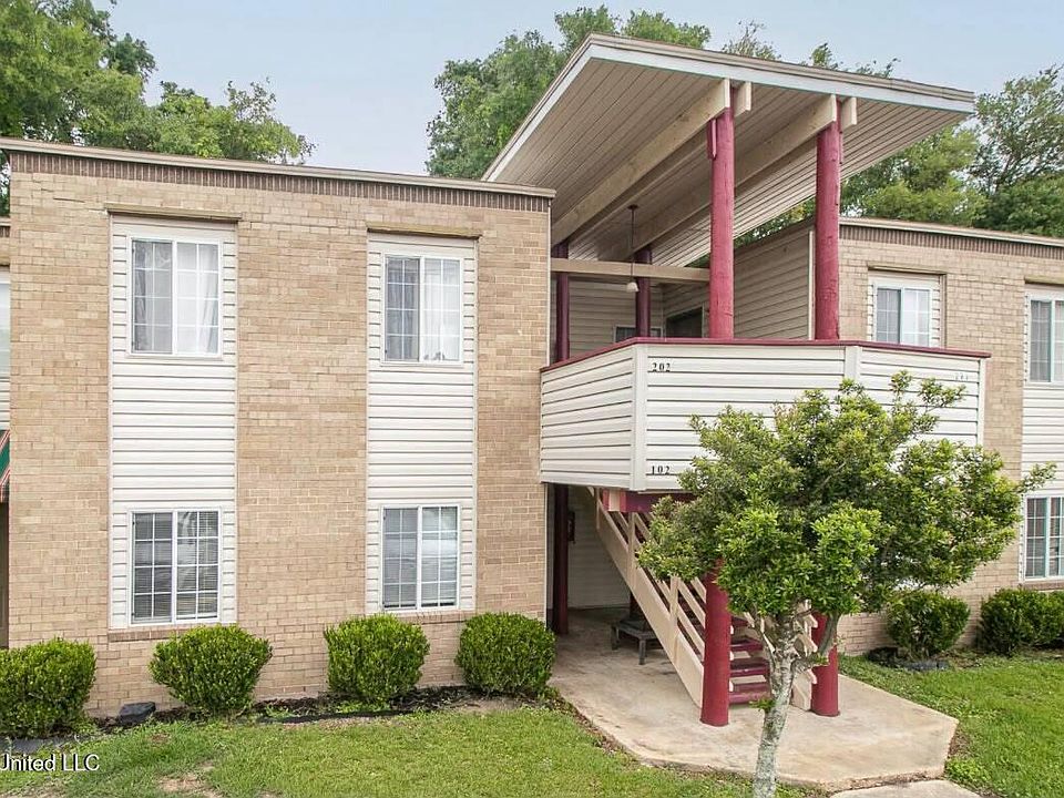 1st image of 245 McDonnell Ave #202-A
