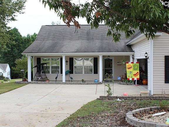 2nd image of 201 Pinebluff Ct