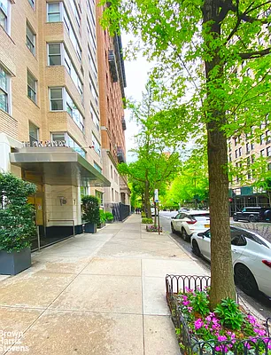 Rented by Brown Harris Stevens | media 27