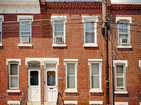 2nd image of 3180 Tilton St