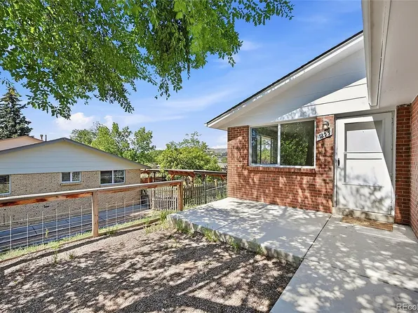 1253 Miller St, Lakewood, CO 80215
