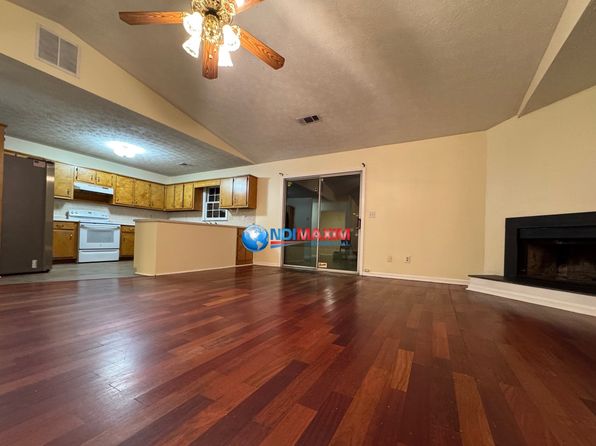 1563 Pine Glen Cir