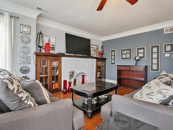 3rd image of 8035 Keating Ave