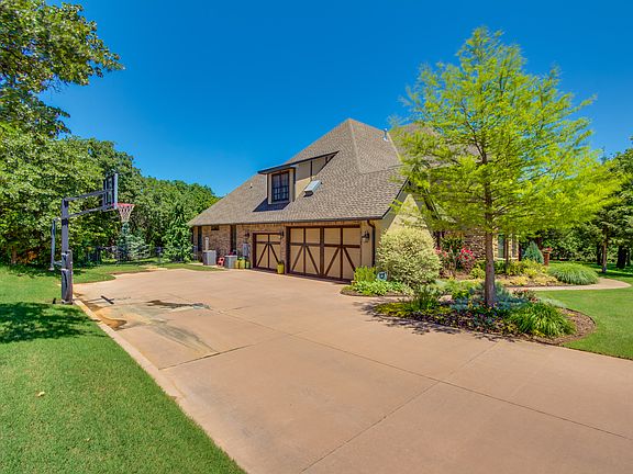 3rd image of 4603 Kamran Ct