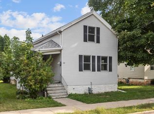 540 Ceape Ave, Oshkosh, WI 54901