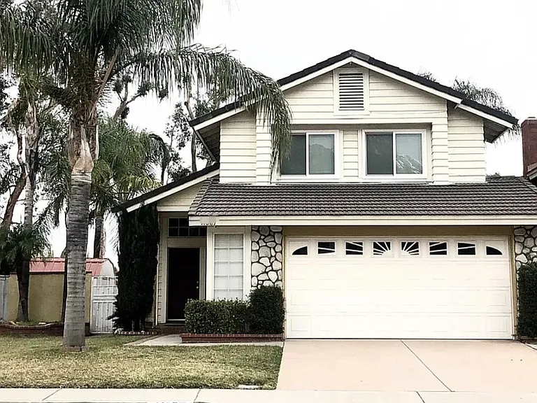 11087 Kenyon Way — Photo 1
