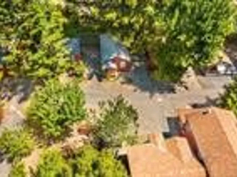 16124 Drake Rd — Photo 10