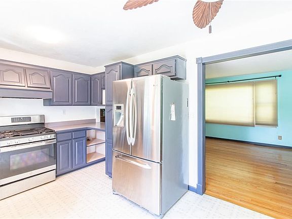 5th image of 8307 E 92nd Ter