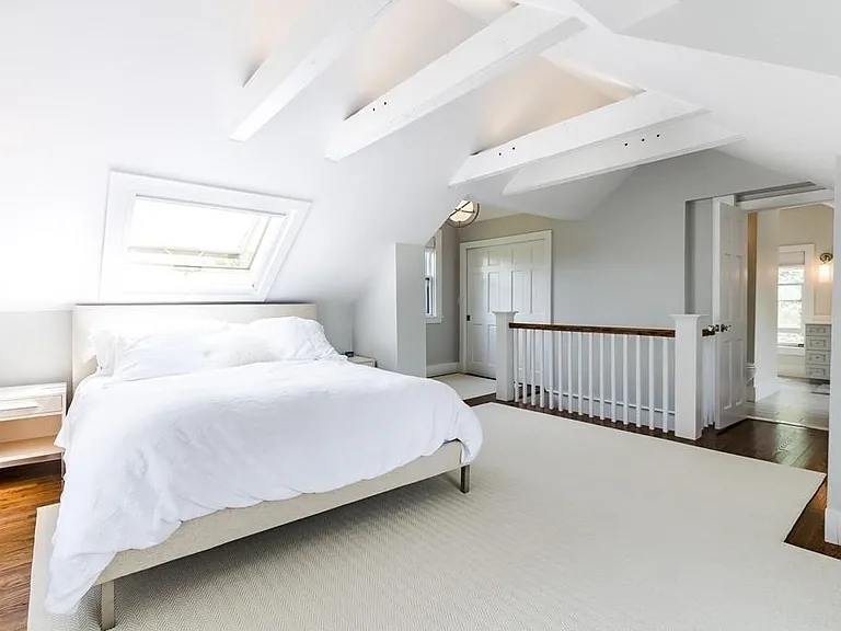 16 Pickett St — Photo 15