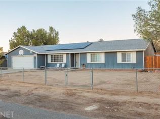 17105 Queensglen Ave, Lake Los Angeles, CA 93591