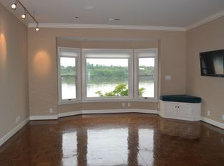 1110 Constitution Dr, Chattanooga, TN 37405