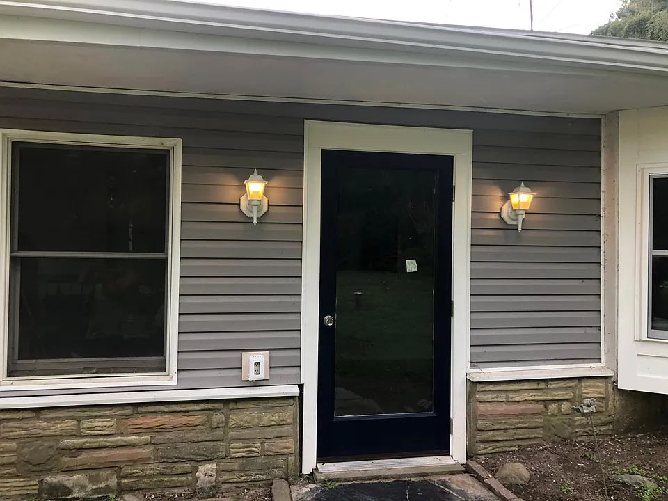 942 Cornwallis Dr