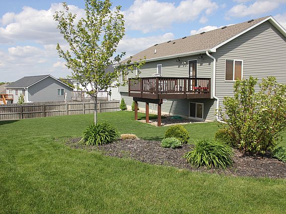 3rd image of 7745 S 81st St