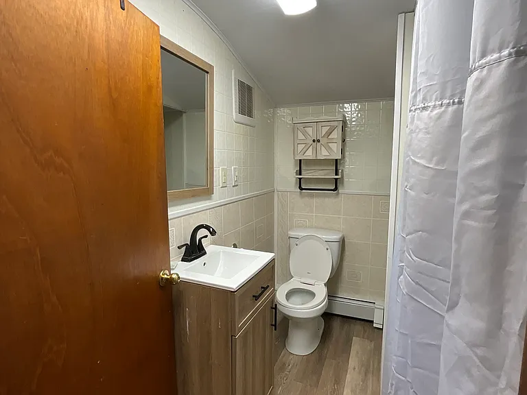 1024 Delaware Dr — Photo 11