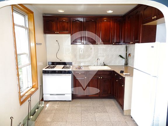 Kitchen 10x7.5