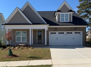 2017 Moonraker Dr, Fuquay Varina, NC 27526