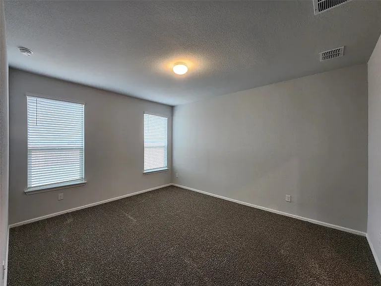 8925 Old Rawhide Ln — Photo 7