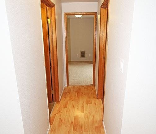 3rd image of 10721 Evanston Ave N