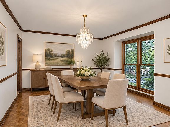 4th image of 301 Valley Club Cir