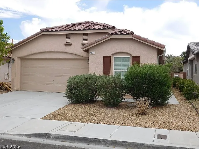 Hostetler Ave — Photo 1