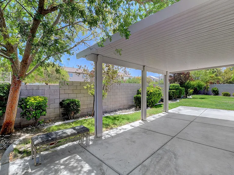 8737 Radiant Ruby Ave — Photo 34