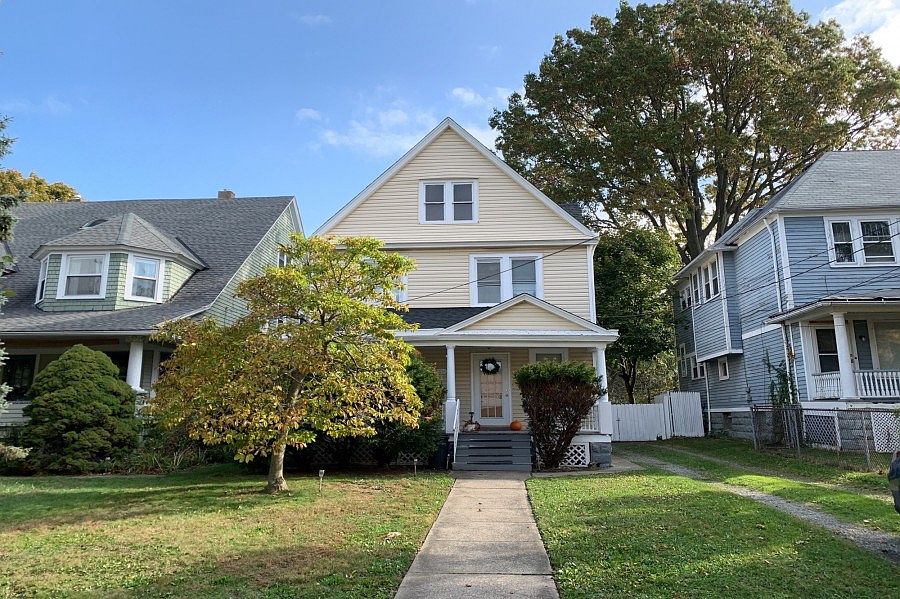 1st image of 1459 W 98th St