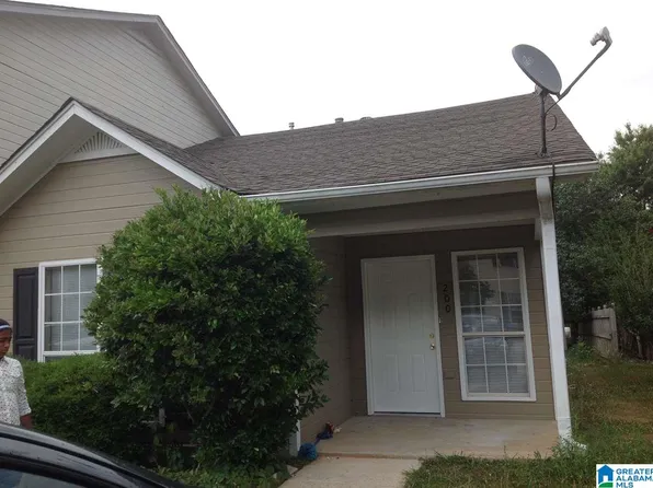 200 Willow Point Cir, Alabaster, AL 35007