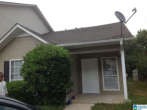 200 Willow Point Cir Photo 1