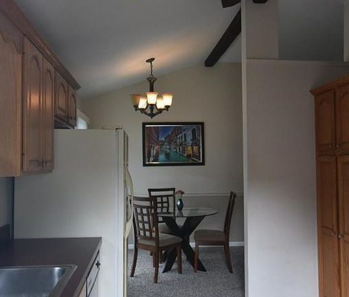 4th image of 24175 Woodmere Dr