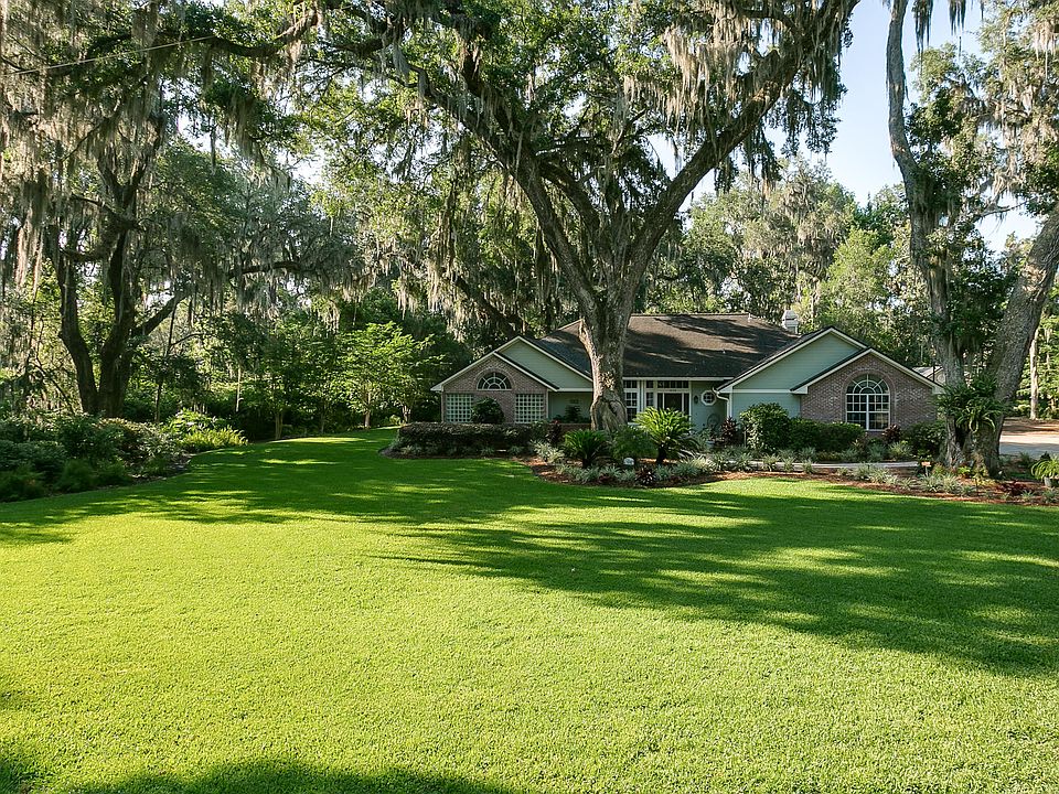 1st image of 1076 Holly Oaks Ct