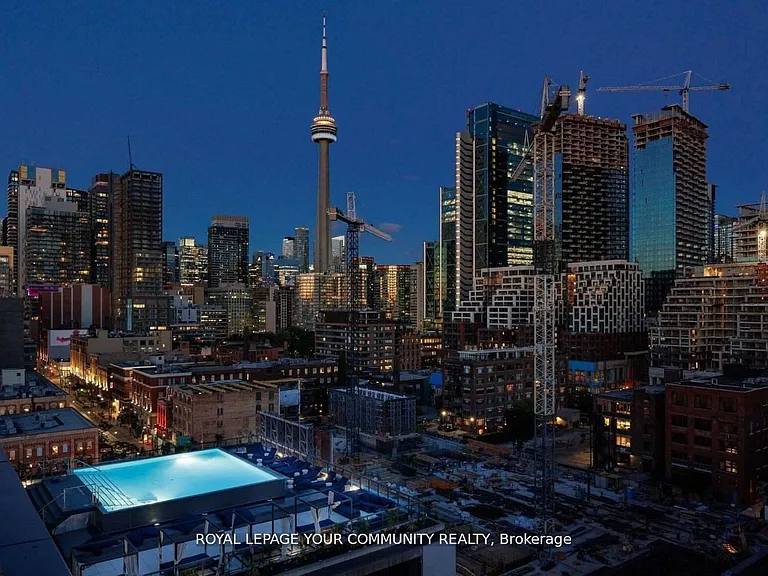 560 King St W #510 — Photo 16