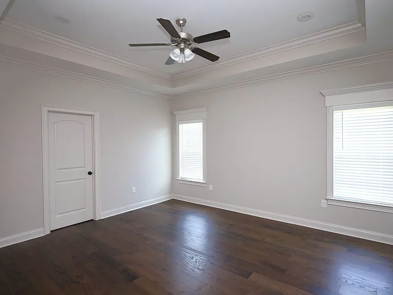 4704 Crescent Ct — Photo 10