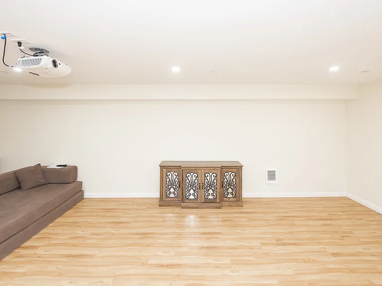 1 Warmstone Way — Photo 35