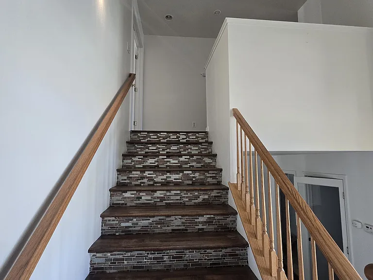 708 Eucalyptus Ave — Photo 5