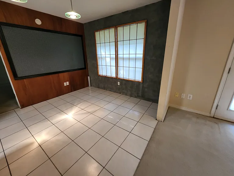 6805 Cedar Lake Dr — Photo 7