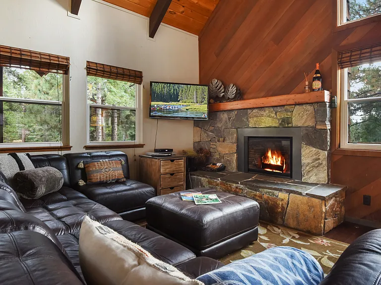 678 Sunset Rd — Photo 14