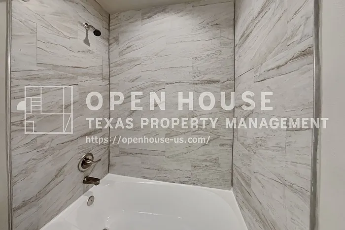 6917 Lincolnshire Ln — Photo 11